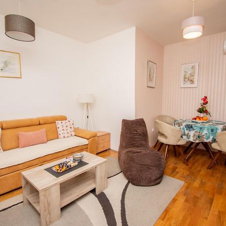Apartman Klara Petrovac na moru Exterior foto