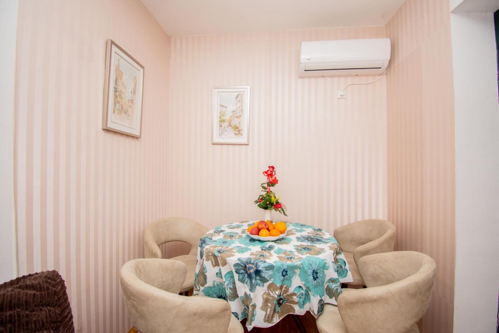 Apartman Klara Petrovac na moru Exterior foto